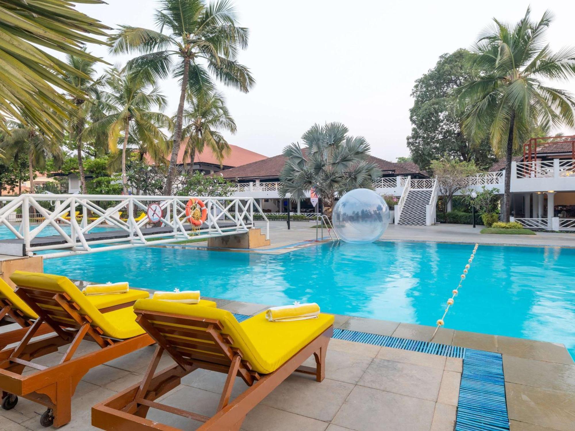 קייבלוסים Novotel Goa Dona Sylvia Resort מראה חיצוני תמונה