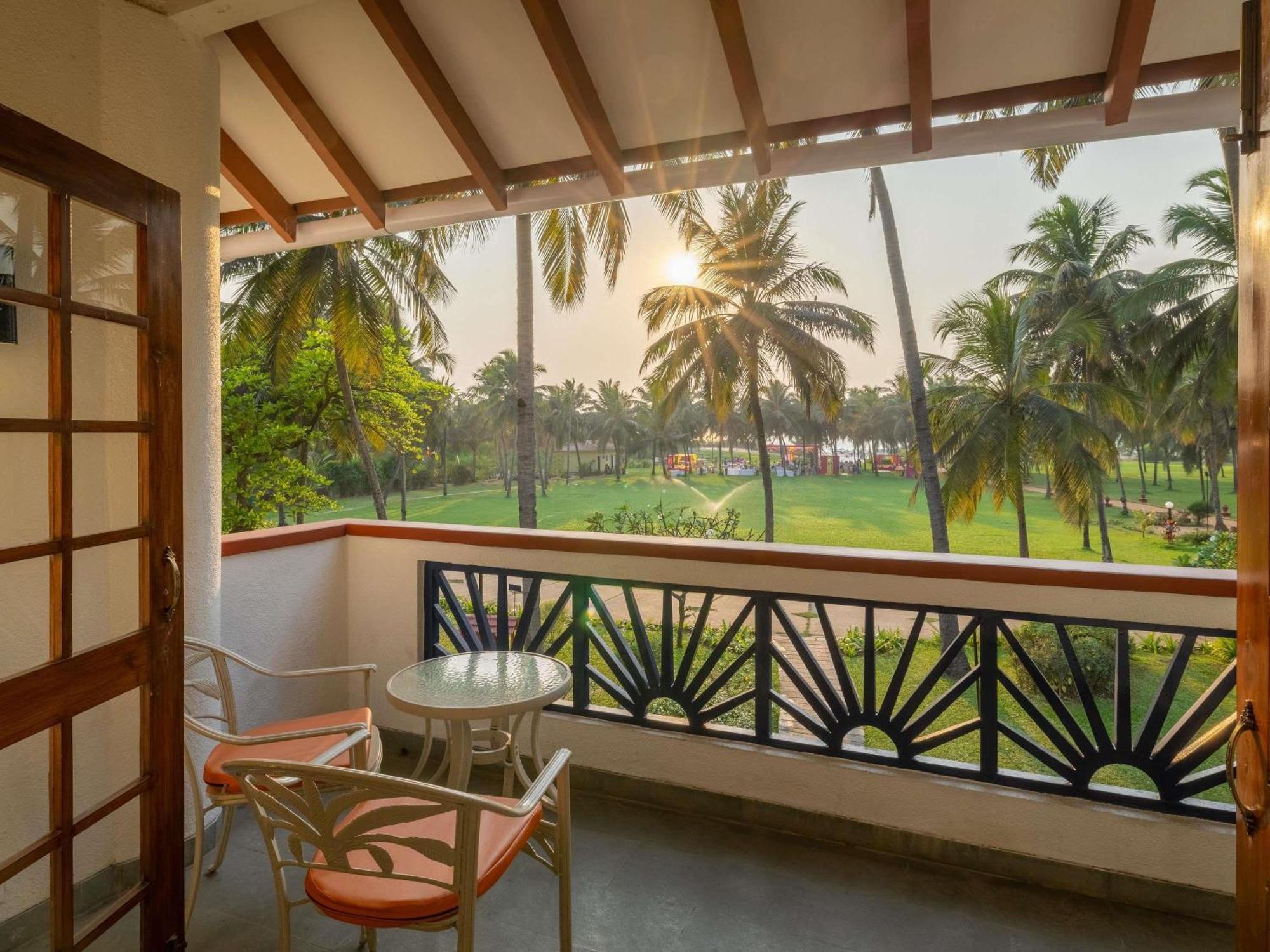 קייבלוסים Novotel Goa Dona Sylvia Resort מראה חיצוני תמונה