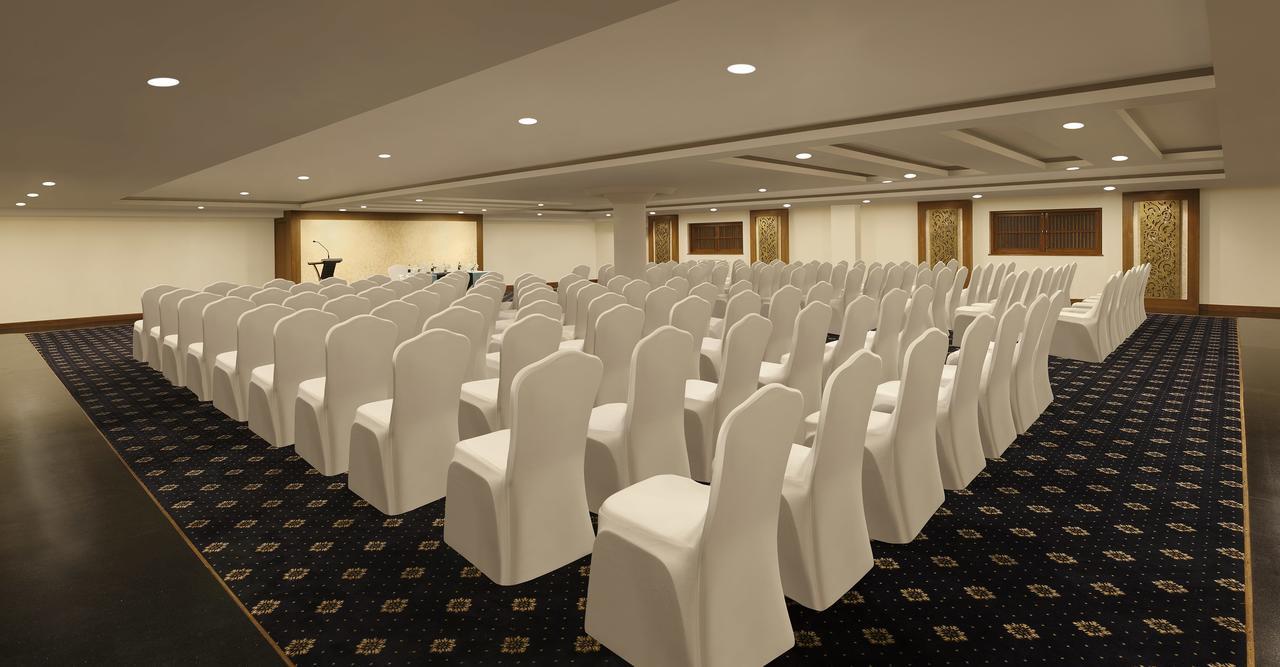 קייבלוסים Novotel Goa Dona Sylvia Resort מראה חיצוני תמונה